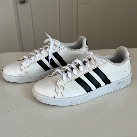 adidas cloudfoam advantage stripe